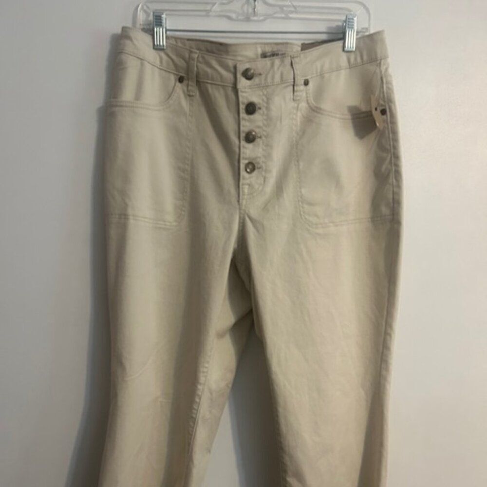 Frye & Co Cream Harper Mid-rise Flare button-fly crop pants, size 18W
